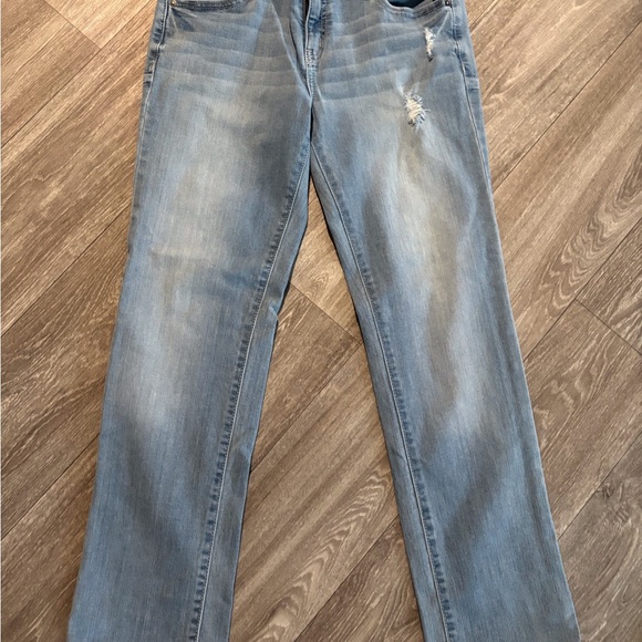 🕚 Simply Vera Vera Wang Casual BEAUTIFUL Light Blue Jeans - Picture 1 of 6